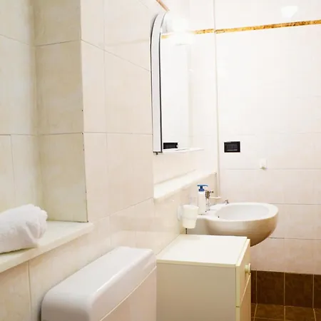 5 Minutes From Monterosa Ski, Small Cottage Apart Otel