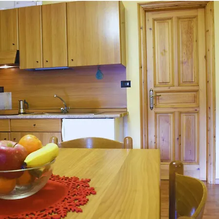 Aparthotel 5 Minutes From Monterosa Ski, Small