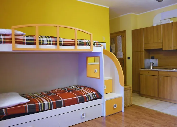 Aparthotel 5 Minutes From Monterosa Ski, Small Cottage Gressoney-La-Trinite